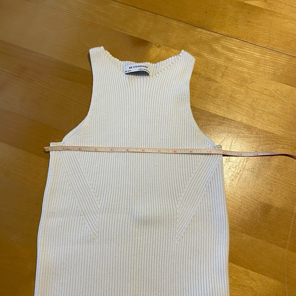 BR Standard White Ribbed Sweater Tank Top - Picture 6 of 8
